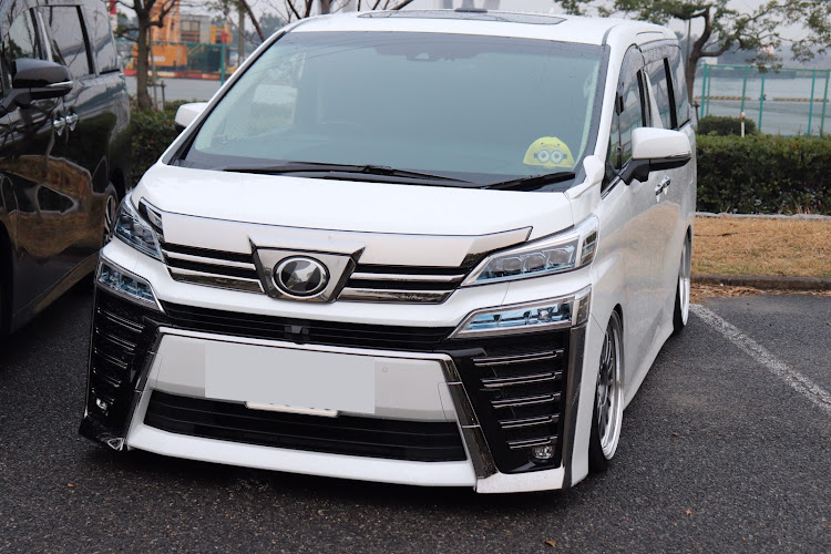 ヴェルファイアの1ヶ月点検・集合写真・エンジンオイル交換に関するカスタム事例の投稿画像5枚目