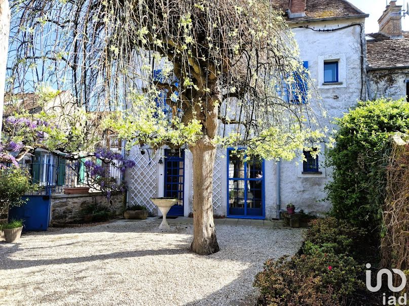 Vente maison 6 pièces 100 m² à Le Châtelet-en-Brie (77820), 331 000 €