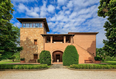 Villa with garden and terrace 10