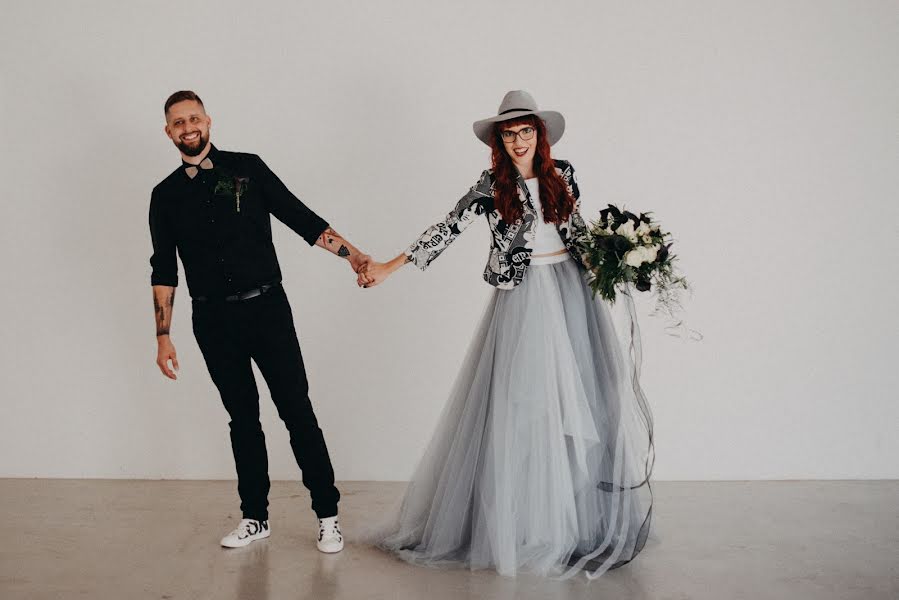 Wedding photographer Káťa Barvířová (opuntiaphoto). Photo of 12 November 2018