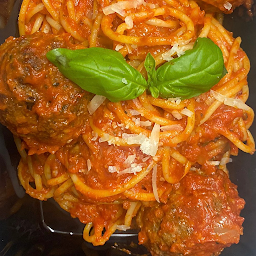 Spaghetti & Meatballs