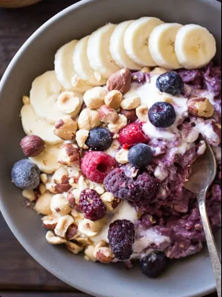 Bluberry Medley Oatmeal Bowl