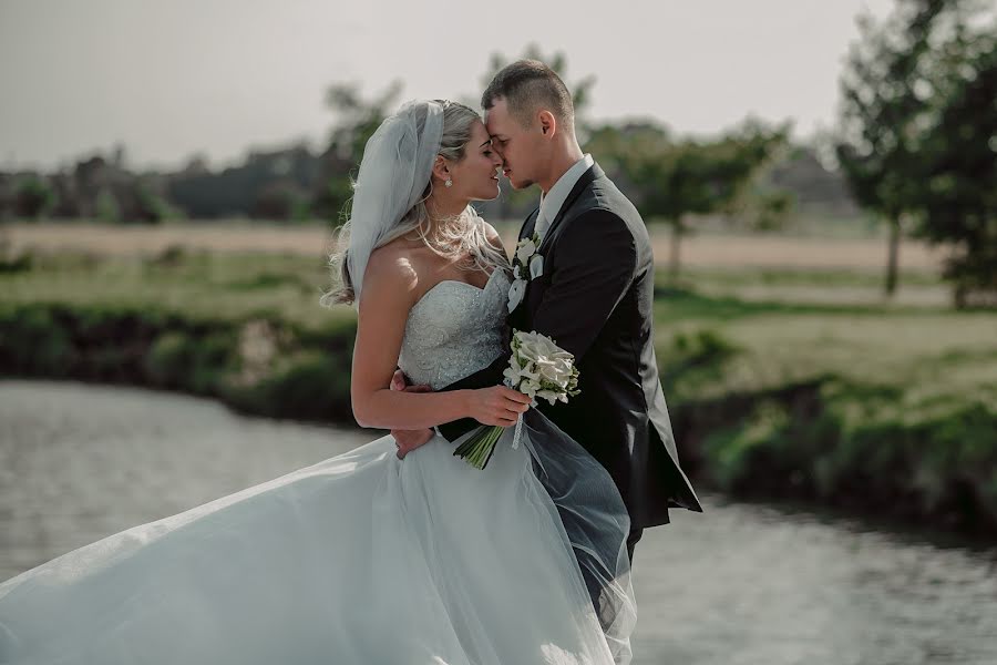 Wedding photographer Pavel Zahálka (zahlka). Photo of 17 February 2019