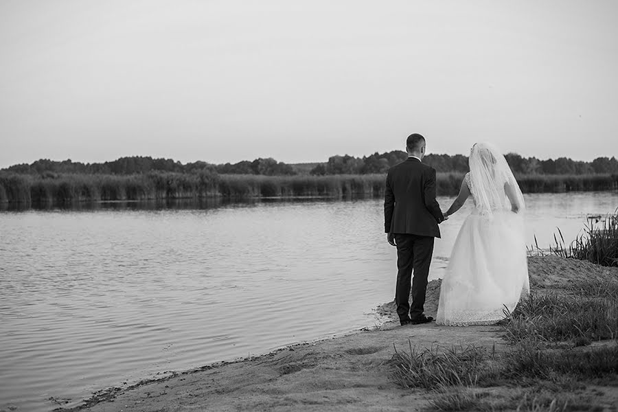 Svadobný fotograf Yuriy Zhuravel (yurijzhuravel). Fotografia publikovaná 10. novembra 2015