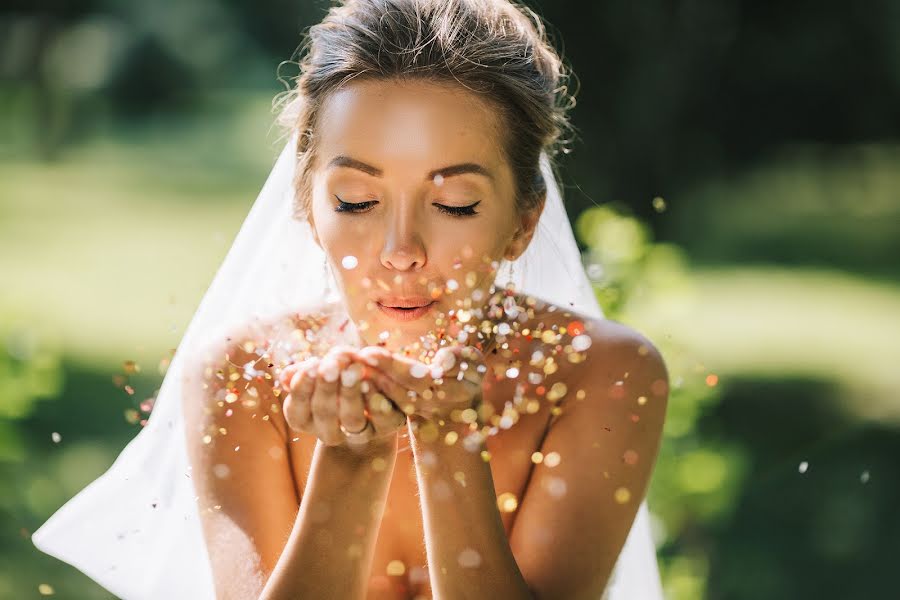 Fotografo di matrimoni Kristina Dyachenko (kdphtoo). Foto del 6 maggio 2017