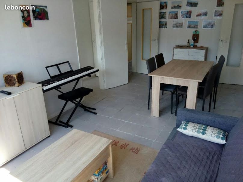 Location meublée appartement 4 pièces 75 m² à Seloncourt (25230), 700 €