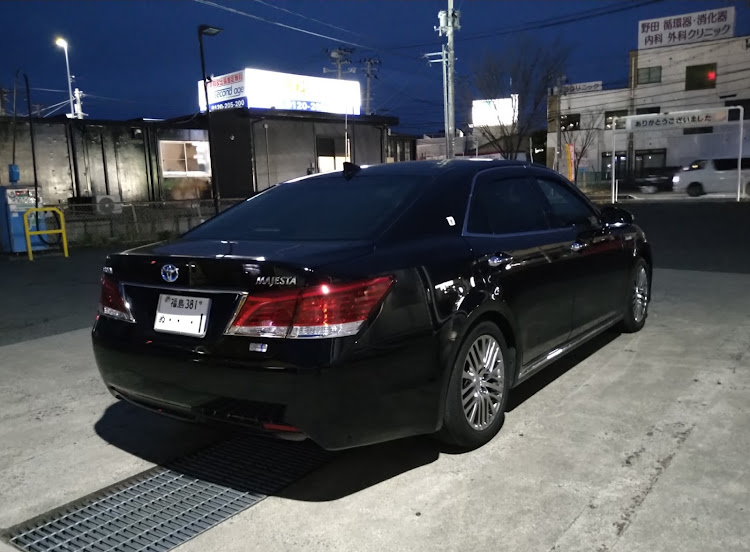 クラウンマジェスタのタイヤ交換・WORK EMOTION M8R・ノーマルを満喫・アスリート3.5Sに関するカスタム事例の投稿画像15枚目