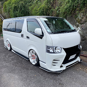 ハイエースバン KDH200V