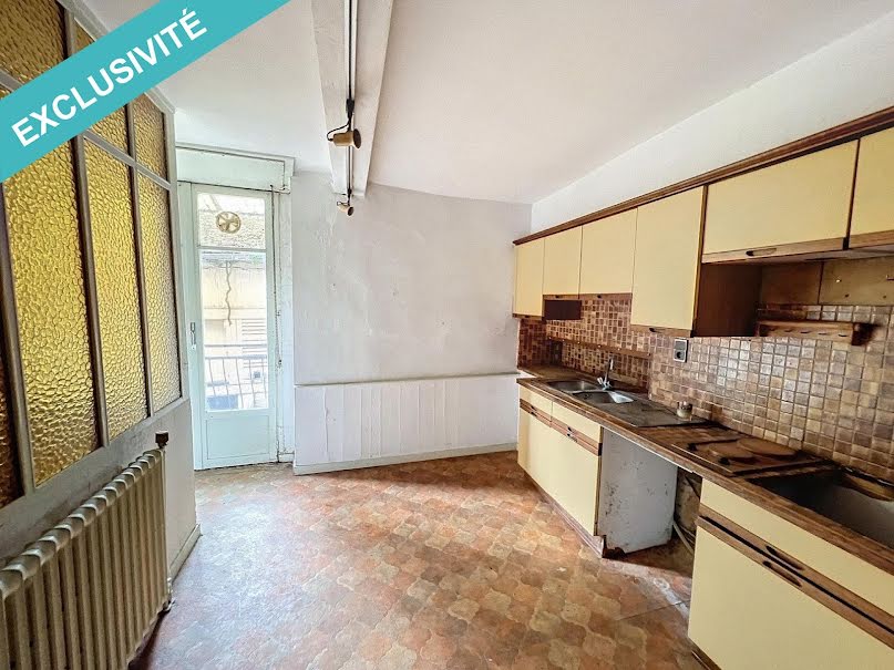 Vente maison 4 pièces 146 m² à Gray (70100), 34 000 €