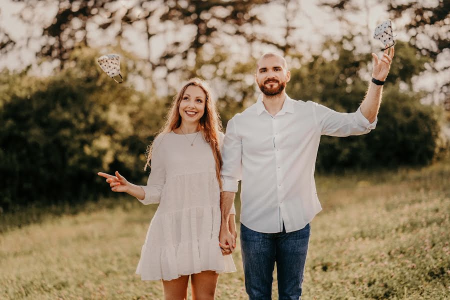 Fotógrafo de casamento Katarína Žitňanská (katarinazitnan). Foto de 11 de março 2021