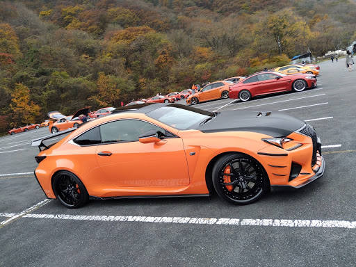 Rc F Usc10のベストショット 11月にエントリーします オレンジmt 車も紅葉 レクサスrc Fに関するカスタム メンテナンスの投稿画像 車のカスタム情報はcartune