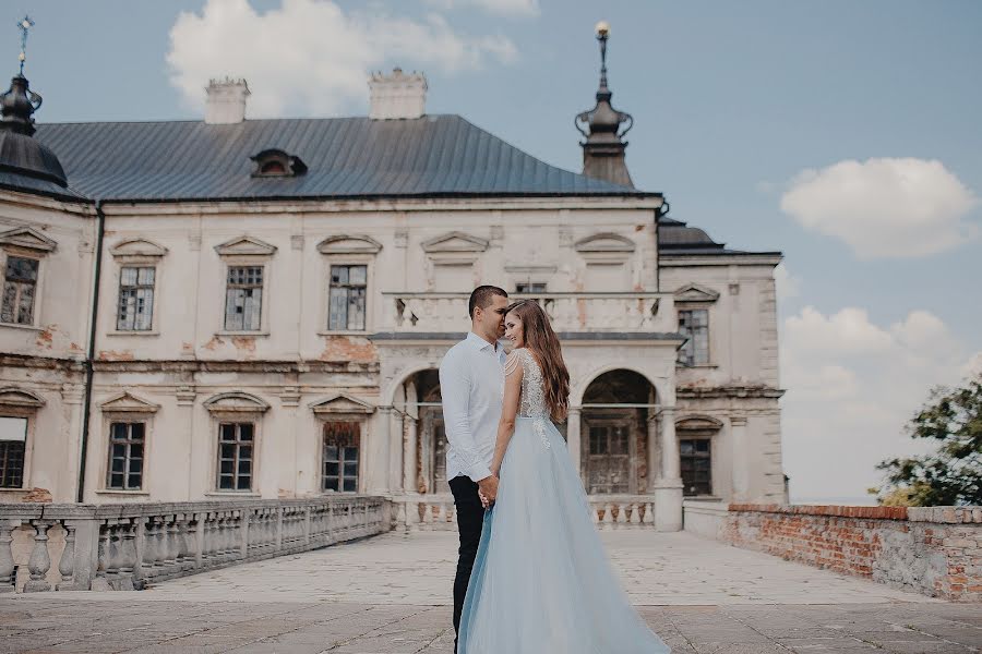 Fotografer pernikahan Viktoriya Yanushevich (vikayanuahevych). Foto tanggal 10 Mei 2019