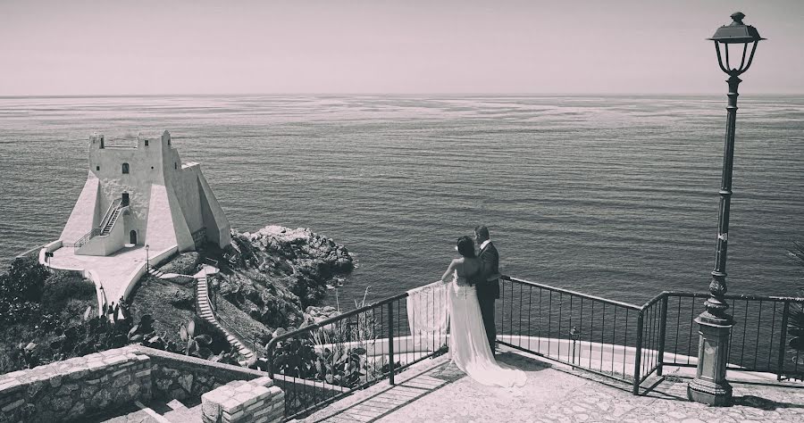 Fotógrafo de casamento Rosario Ascione (rosarioascione). Foto de 3 de março 2016