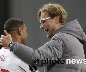 Video: wat een fantastische coach is het toch! Zo feliciteert Jürgen Klopp zijn matchwinnaar