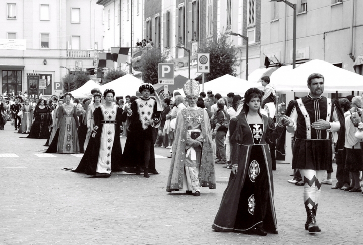 HISTORICAL PARADE di misantrope