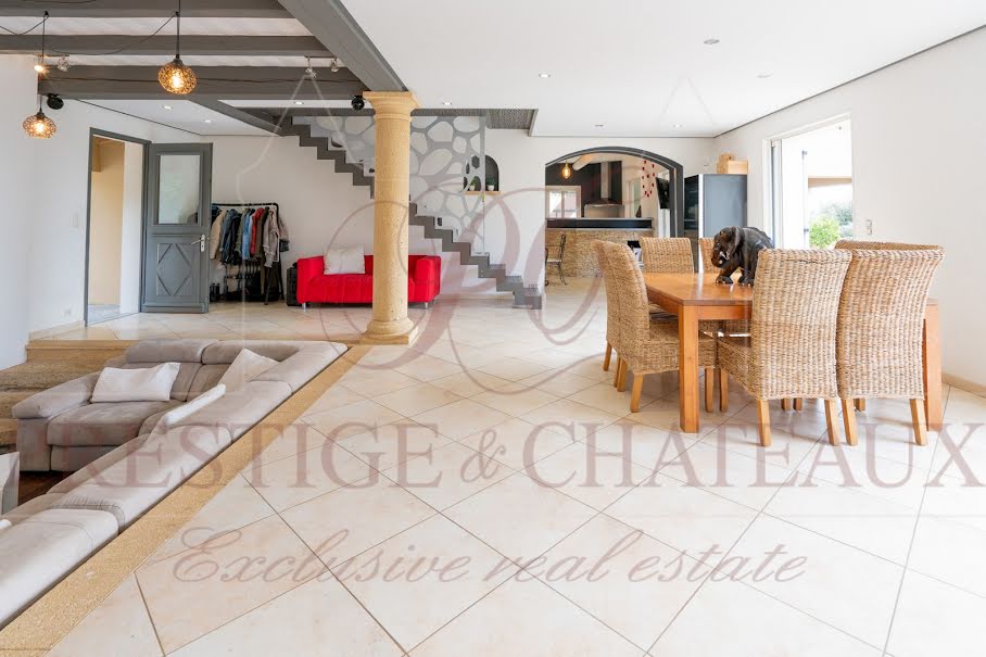 Vente villa 7 pièces 206.29 m² à Sérignan-du-Comtat (84830), 540 000 €