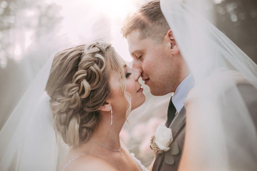 Wedding photographer Chelsea Warren (chelsea). Photo of 24 October 2019