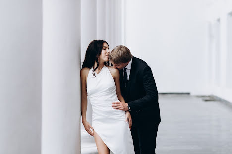 Fotógrafo de casamento Polina Vakhrameeva (tsvetanamir). Foto de 29 de agosto 2020