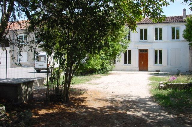 Vente maison 4 pièces 108 m² à Cognac (16100), 91 000 €