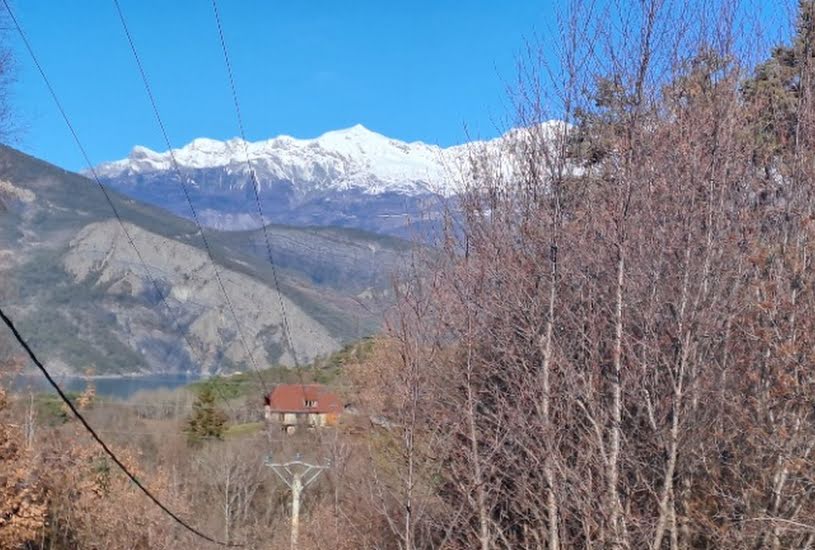  Vente Terrain à bâtir - 820m² à La Bréole (04340) 