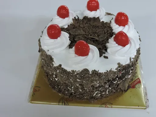 Black Forest Round Cake [1 Kg]