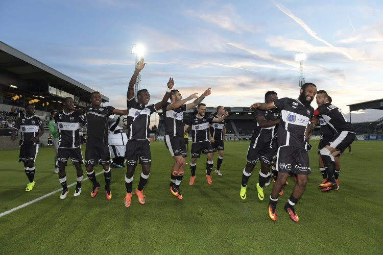 Comme Bolt à Dortmund, Thierry Neuville est convié à s'entraîner avec Eupen !