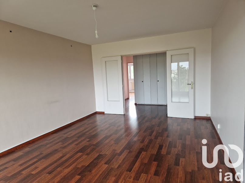 Vente appartement 5 pièces 120 m² à Viry-chatillon (91170), 230 000 €