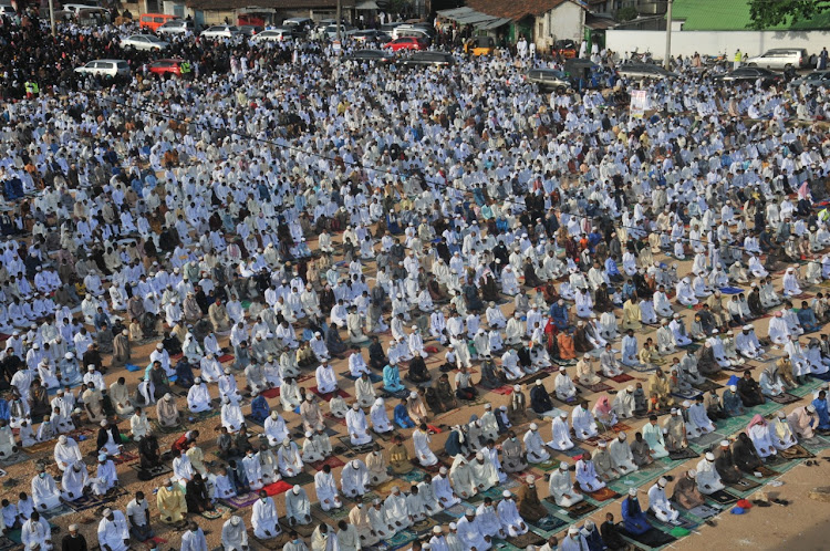 Muslims at Tononoka grounds in Mombasa on Thursday hold Eid-Ul Fitr prayers to mark the end of holy of Ramadhan.