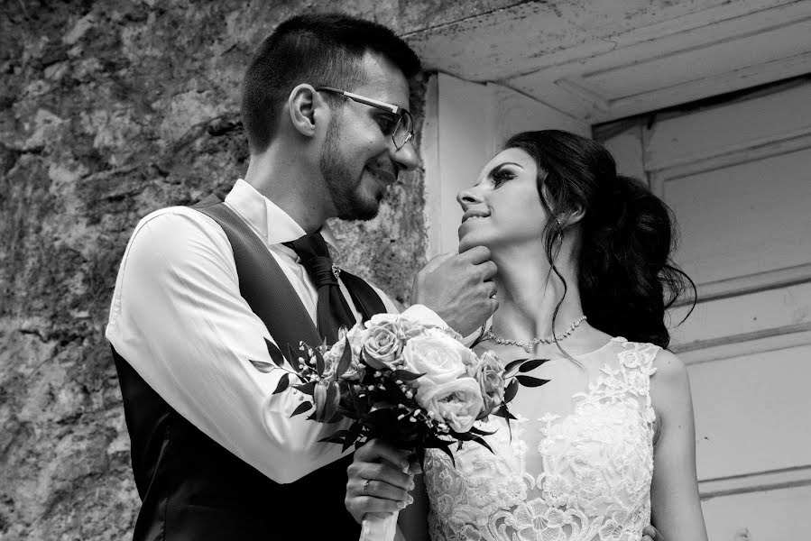 Wedding photographer Flaviu Beldean (flaviu). Photo of 18 August 2019