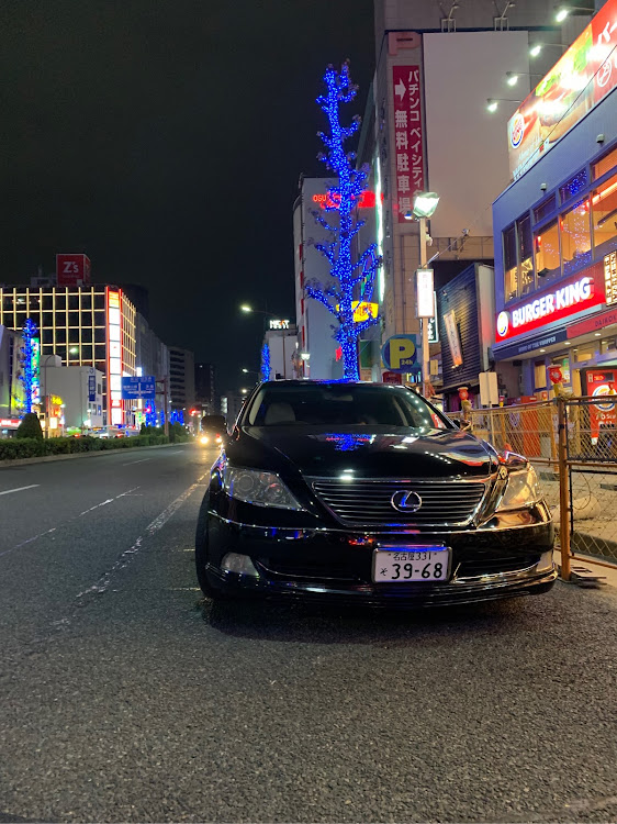LSのDIY・ピアノブラック・LS460・名古屋に関するカスタム事例の投稿画像1枚目