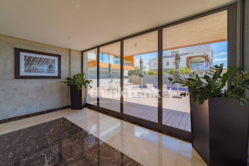 Appartement avec piscine 3