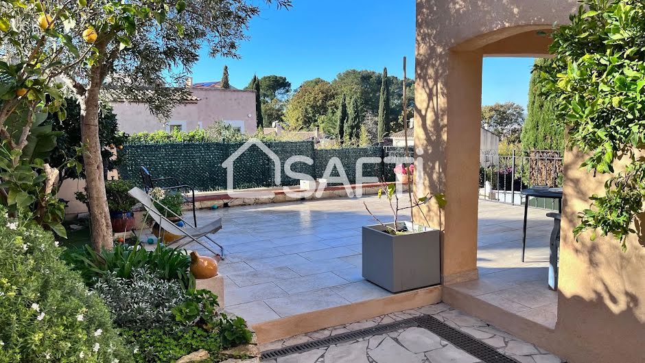 Vente maison 5 pièces 110 m² à Six-Fours-les-Plages (83140), 568 000 €