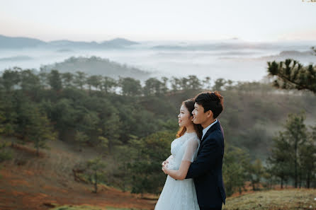 Fotógrafo de casamento Quốc Võ (quocvophoto). Foto de 24 de maio 2023