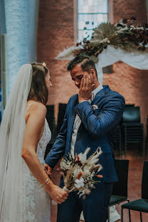 Fotógrafo de casamento Merle Von Alten-Reuss (sl8rpgm). Foto de 14 de agosto 2021