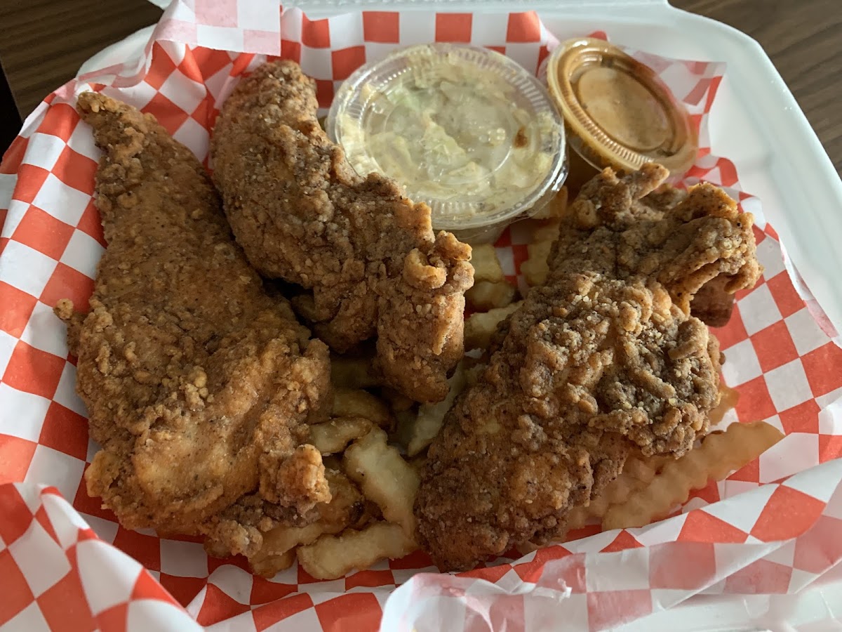 Chicken tenders & fries