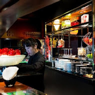 L'ATELIER de Joel Robuchon 侯布雄法式餐廳