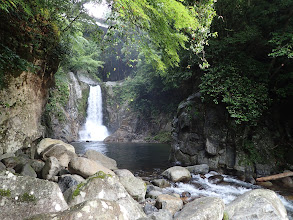 鳴沢の滝