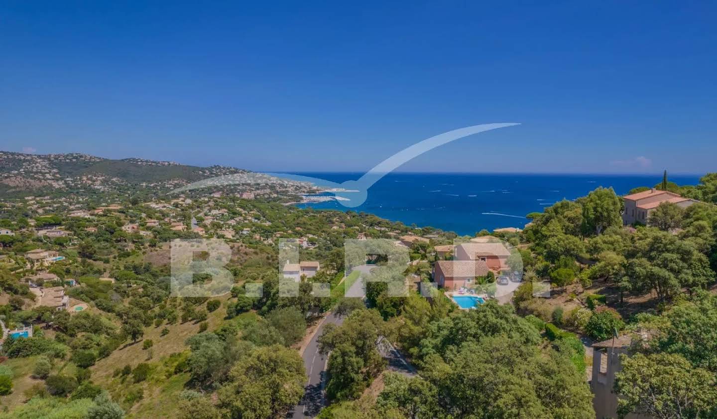 Terrain avec vue panoramique Sainte-Maxime