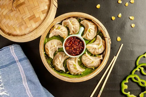 Classic Chicken Momos