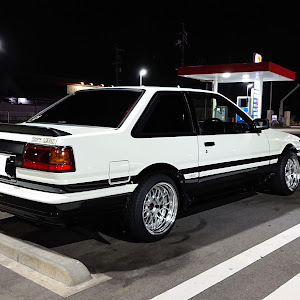 カローラレビン AE86