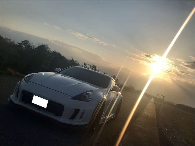 フェアレディZのドライブ・夕陽と愛車・コロナウイルスに負けるな・オン会に関するカスタム事例の投稿画像2枚目