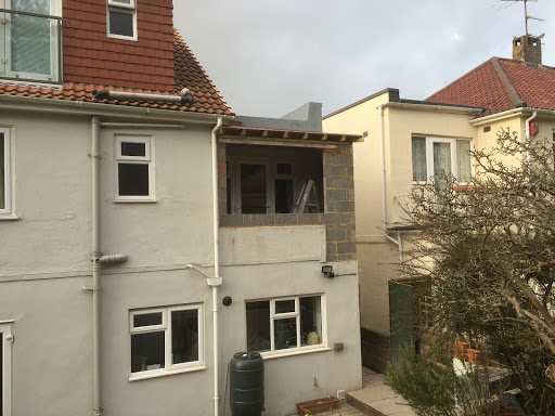 Small flat roof ready for fascia and soffit