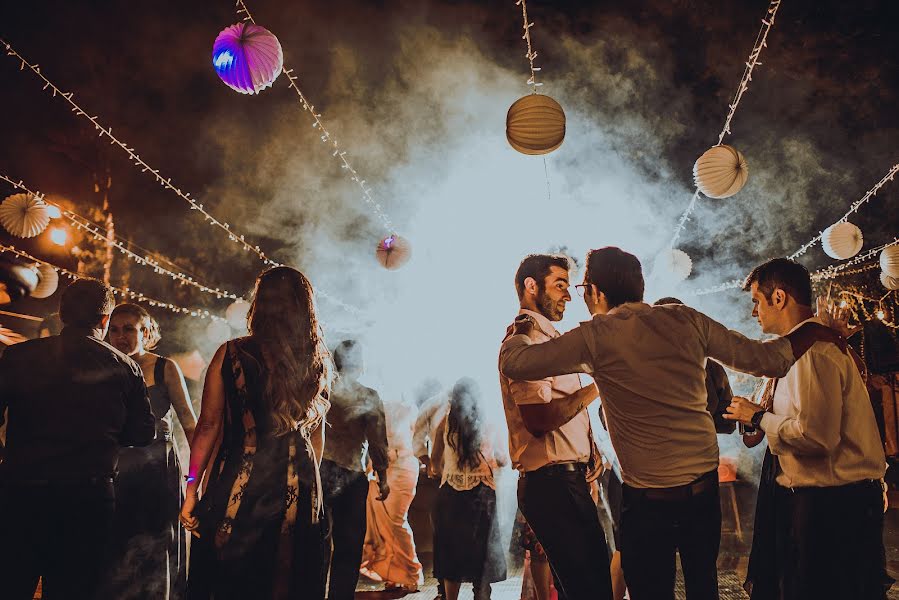 Fotógrafo de casamento Valery Garnica (focusmilebodas2). Foto de 15 de agosto 2018