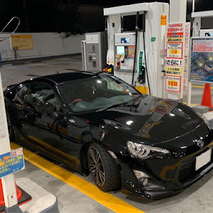 86 ZN6