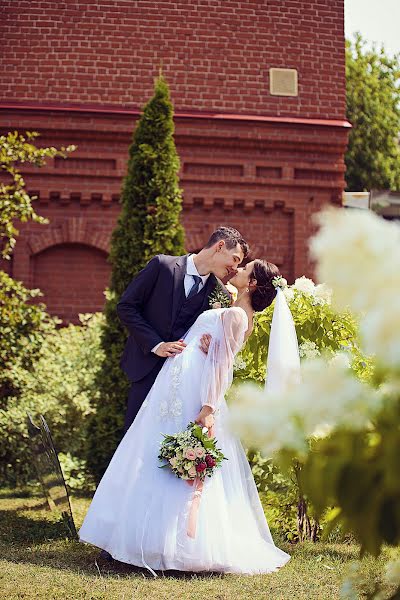 Φωτογράφος γάμων Marina Alekseeva (akvamarin). Φωτογραφία: 1 Σεπτεμβρίου 2019