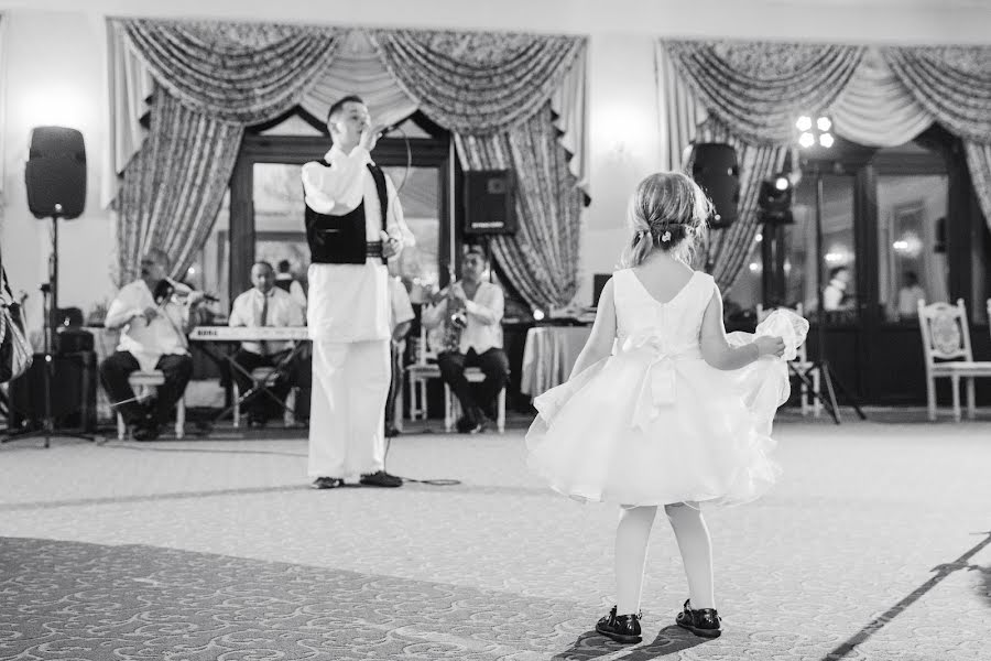 Fotografo di matrimoni Calin Vurdea (calinvurdea). Foto del 27 novembre 2016