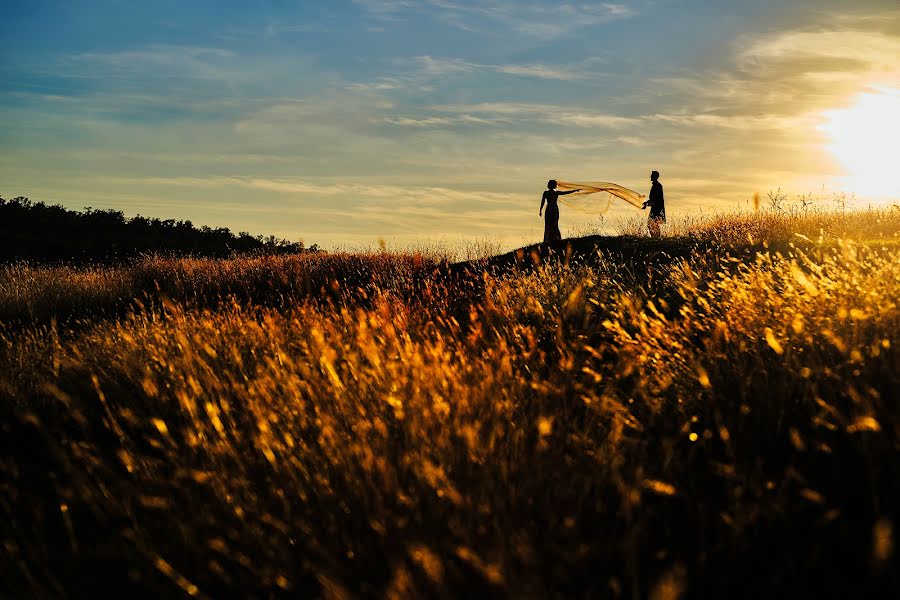 Photographe de mariage Marius Marcoci (mariusmarcoci). Photo du 3 novembre 2022