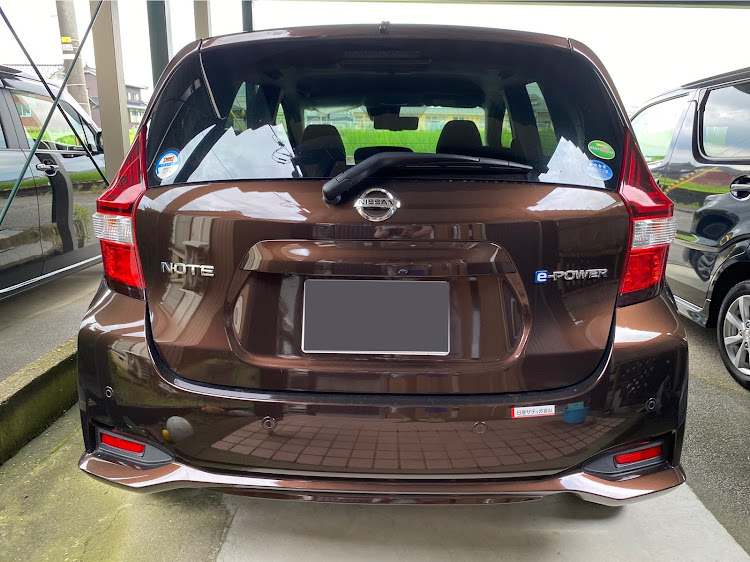 セレナの７月もよろしくお願いいたします・車検から帰還・代車・代車擦れてる😱に関するカスタム事例の投稿画像3枚目