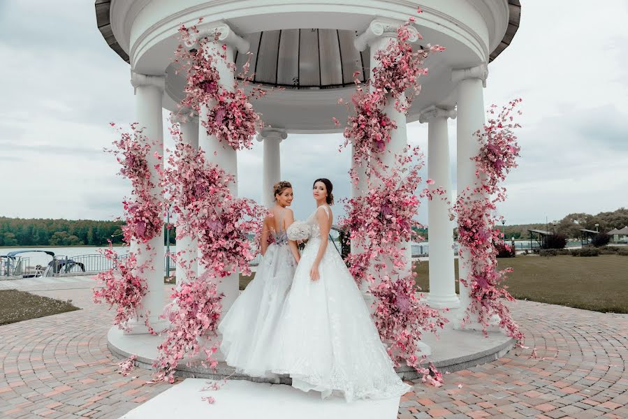 結婚式の写真家Aleksandr Apanasovich (alexapanasovich)。2019 9月16日の写真