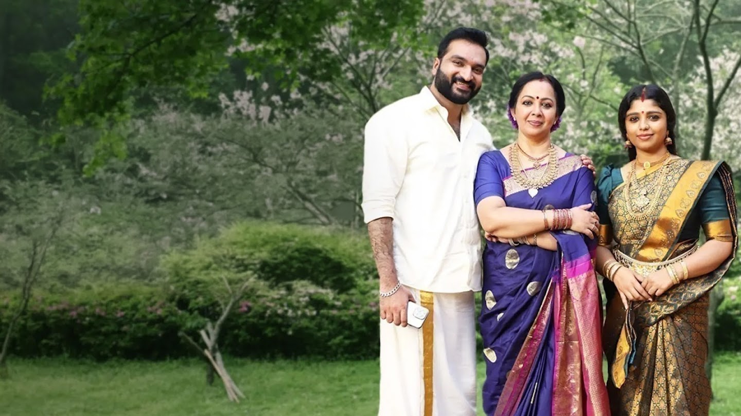 Watch Chembarathi live
